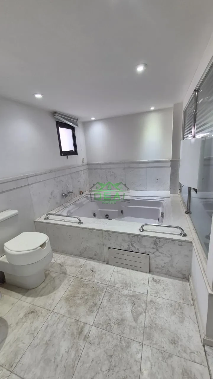 Apartamento À Venda de Alto Padrão no Alto Da Lapa - Com Vista e Localização Privilegiada
