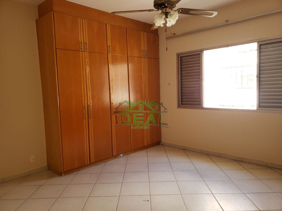 Casa com 3 Quartos e 4 banheiros à Venda imovel VAGO por R$ 1.150.000