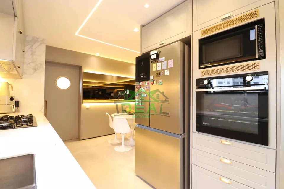 Imagens do imóveis Apartamento para Venda no Alto da Lapa, 3 Suítes, 4 Vagas e 230m²