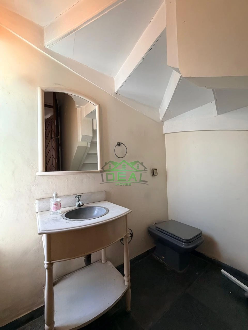 Sobrado para Venda no bairro Alto da Lapa, 3 dorm, 1 suíte, 4 vagas, 180 m