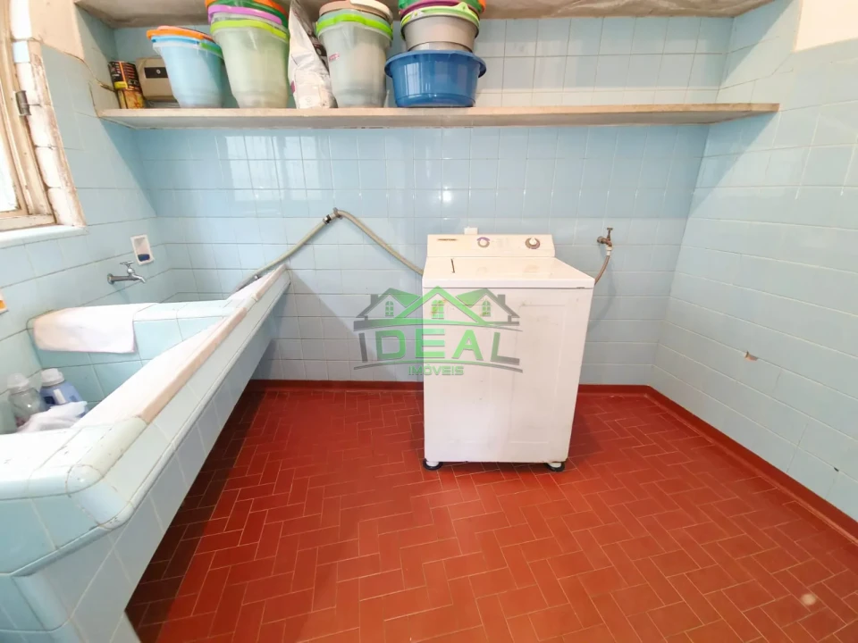 Casa Térrea a Venda no Alto da Lapa | Garagem para 10 Carros