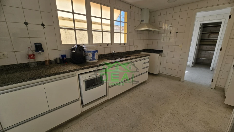 Imagens do imóveis Sobrado para alugar no Alto da Lapa, com estilo único