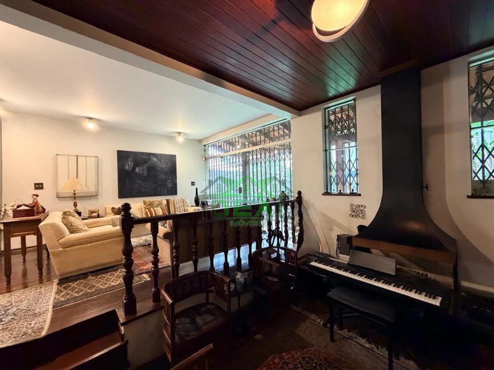 Casa para Venda no Alto da Lapa, 4 Dorm sendo 2 Suítes, 5 Banheiros