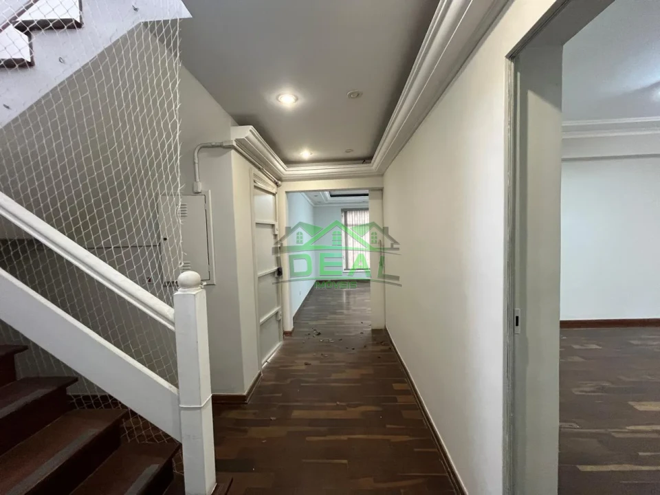Sobrado comercial para Locação no bairro Alto da Lapa, 3 dorm, 1 suíte, 2 vagas, 318 m, 400 m