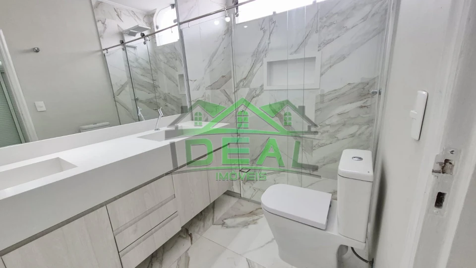 Imagens do imóveis Excelente Casa Térrea , Totalmente Reformada, 3 Suítes,4 vagas