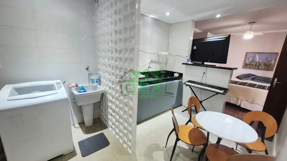 Imagens do imóveis Linda Casa com 4 suítes,6 vagas de garagem . Lazer completo