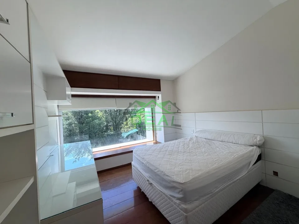 Imagens do imóveis Linda Casa de Arquiteto para Venda no Alto da Lapa, Espaço Gourmet e Piscina