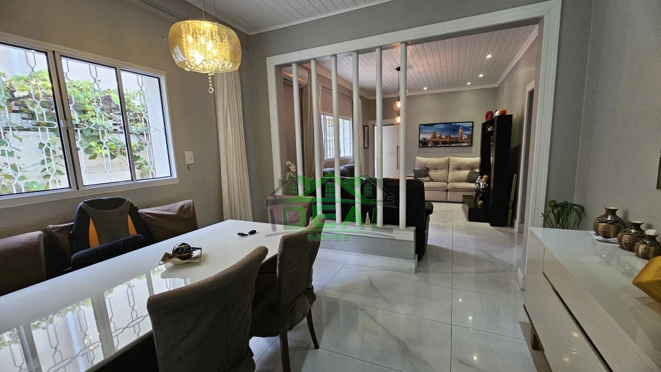 Imagens do imóveis Venda Casa Térrea no Alto da Lapa, 3 suítes, 3 vagas, 386m²