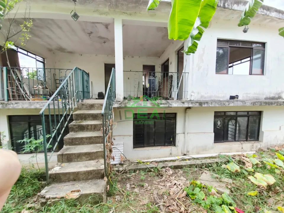 Imagens do imóveis Casa Térrea com 3 dormitórios ,3 vagas de garagem