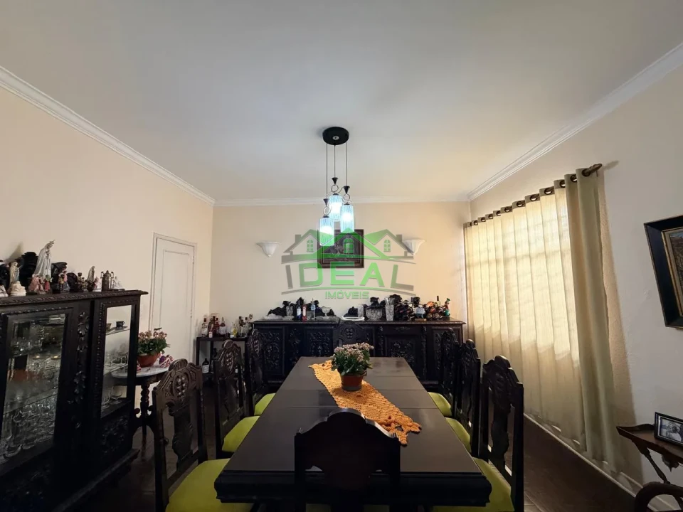Casa Térrea para Venda no Alto da Lapa, Muito Quintal!