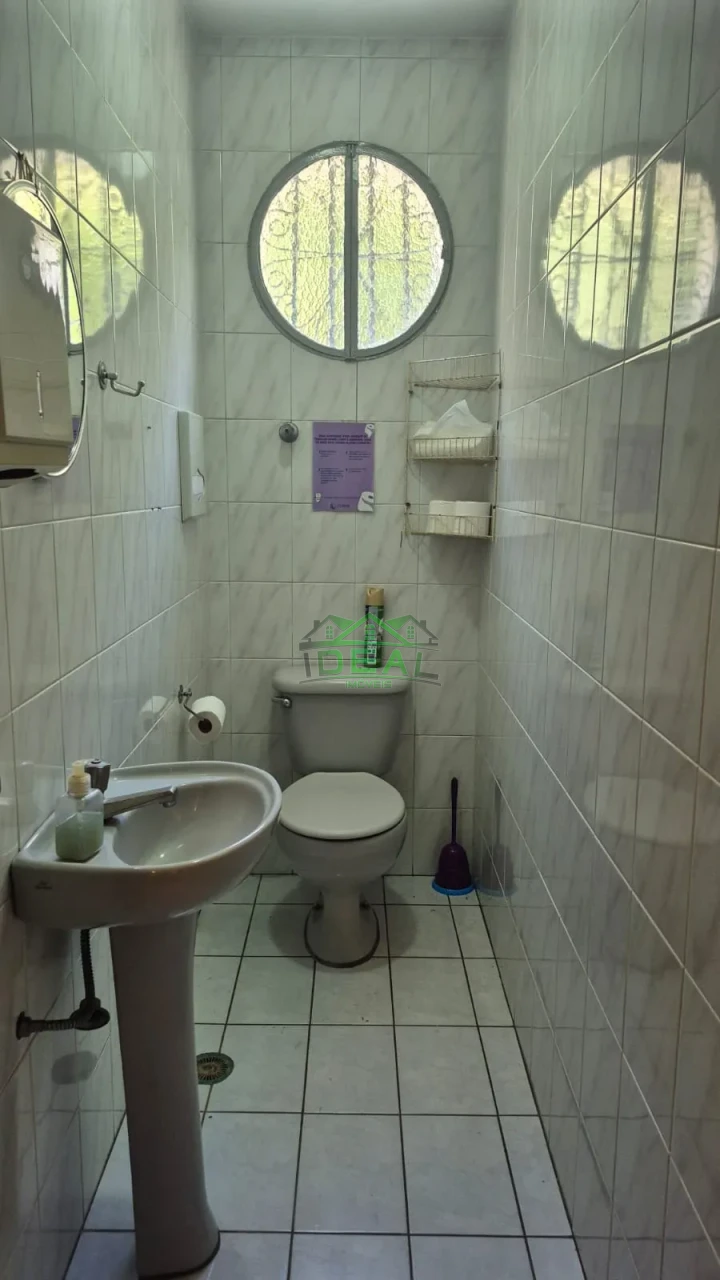 Imagens do imóveis Comercial Para locação,10 salas,13 vagas de garagem