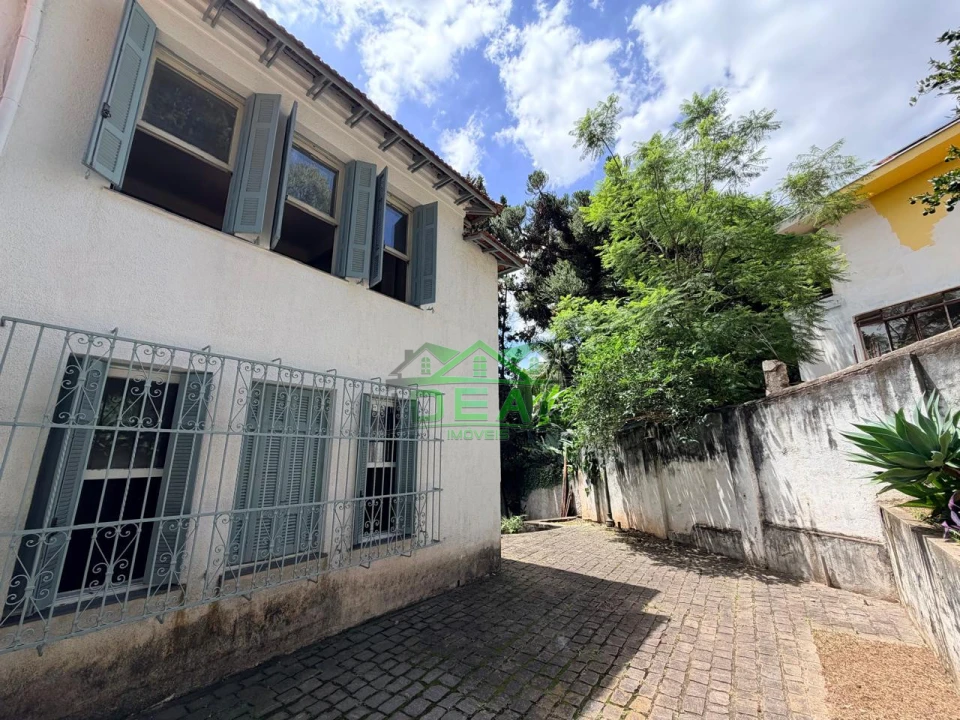 Sobrado para Venda no bairro Alto da Lapa, 3 dorm, 1 suíte, 4 vagas, 180 m