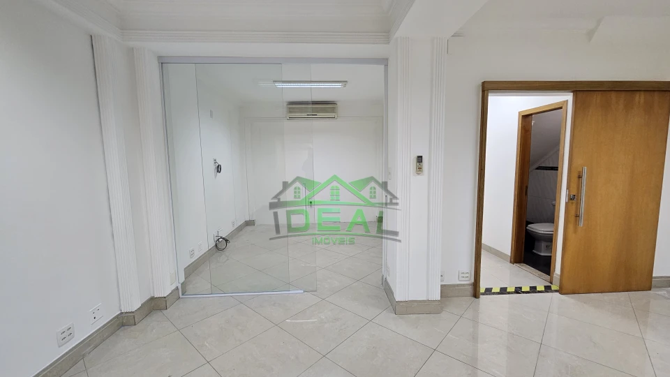 Imagens do imóveis Salão Comercial para Locação em Pinheiros, Restaurante, Farmácia, entre outros