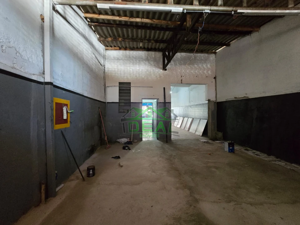 Salão Comercial para Locação na Vila Leopoldina, 2 Banheiros, 170 m²