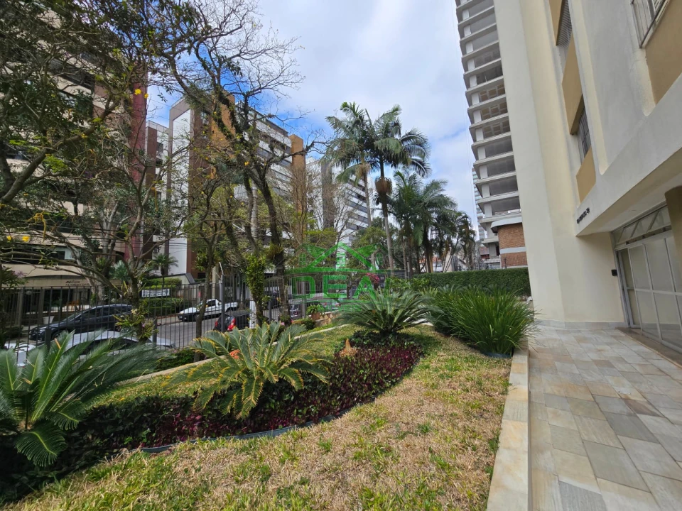 Apartamento para Venda Reformado no Alto da Lapa