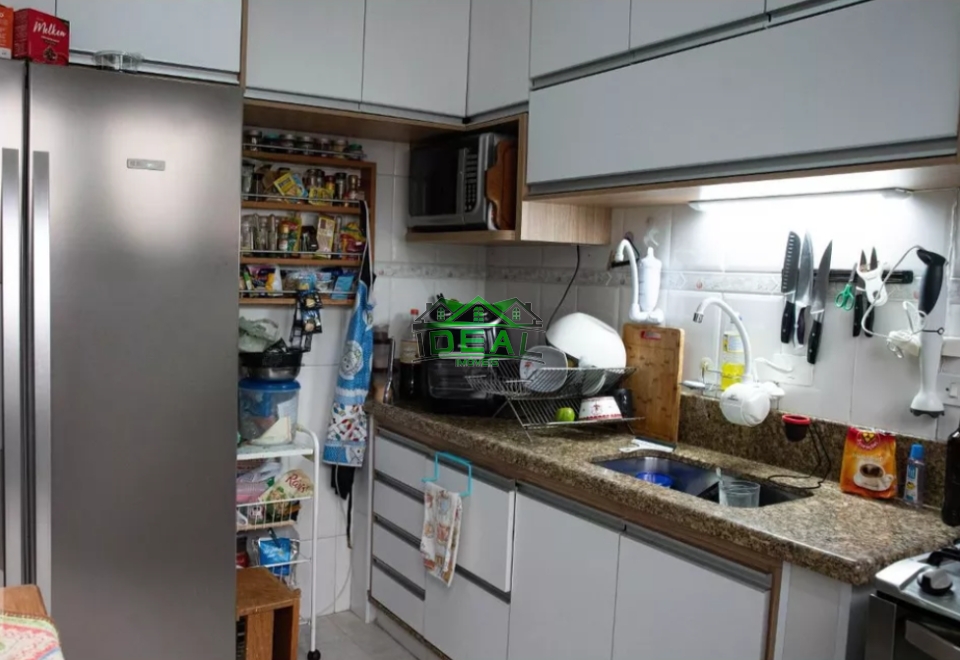 Sobrado Casa de Vila para Venda no bairro Vila Ipojuca, 3 dorm, 1 suíte, 2 vagas, 140 m