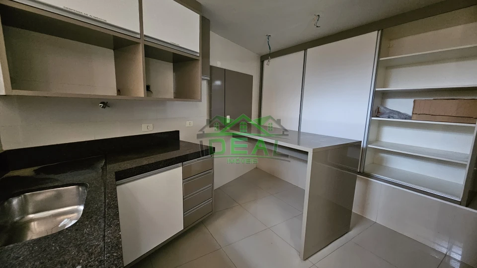 Imagens do imóveis Casa Sobrado Residencial e Comercial para Venda no bairro Alto da Lapa, 5 dorms e 2 vagas