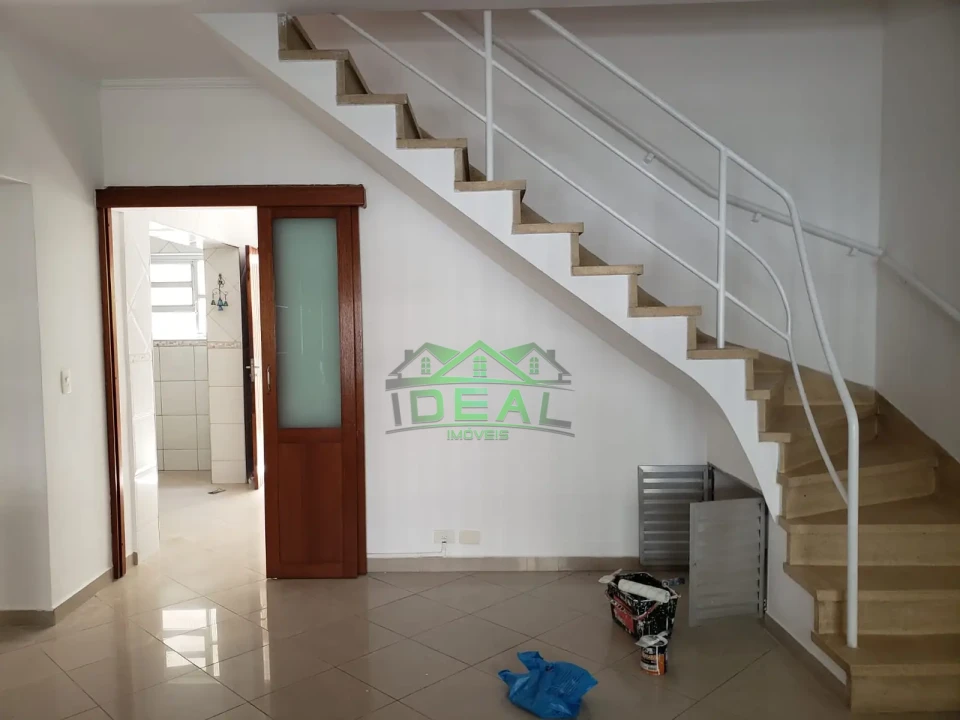 Casa com 3 Quartos e 4 banheiros à Venda imovel VAGO por R$ 1.150.000 Imagens do imóveis Casa com 3 Quartos e 4 banheiros à Venda imovel VAGO por R$ 1.150.000