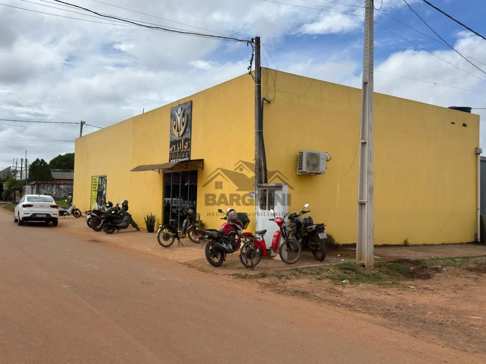 Vende Ponto Comercial No Bairro São Cristóvão - Humaitá Am
