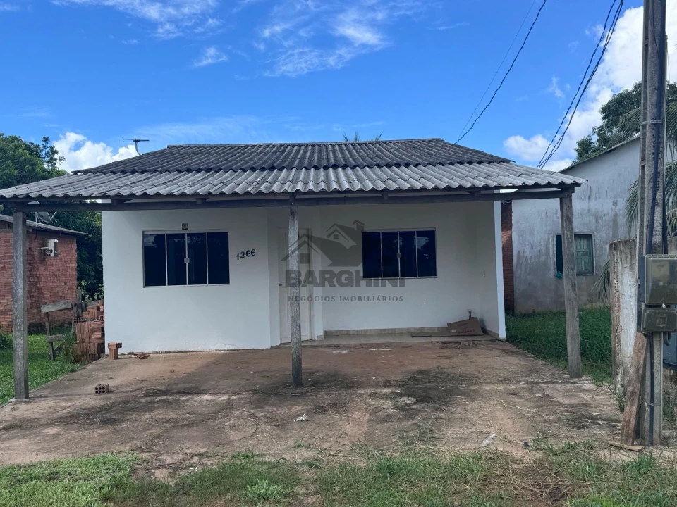 Venda De Casa Com 02 Quartos No Bairro São Domingos Sávio