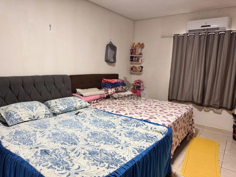 Venda De Casa Com Piscina Em Esquina Bem Localizada No Bairro São Cristóvão