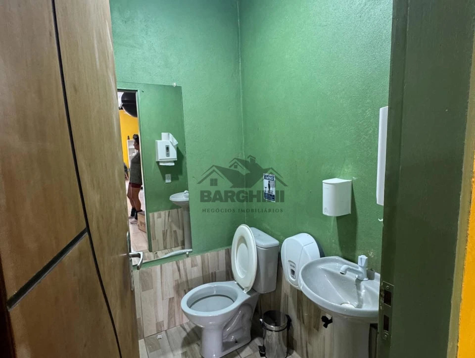 Vende Ponto Comercial No Bairro São Cristóvão - Humaitá Am