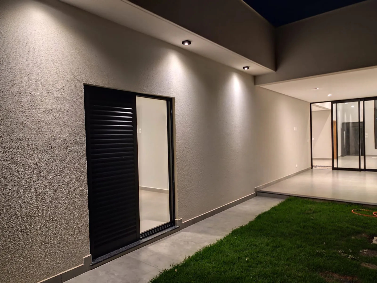 Imagens do imóveis CASA NOVA À VENDA NO CHAMONIX