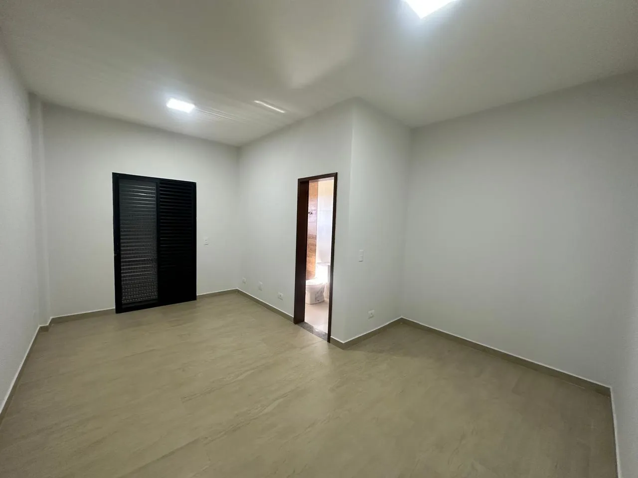 Imagens do imóveis CASA A VENDA JARDIM PIONEIROS