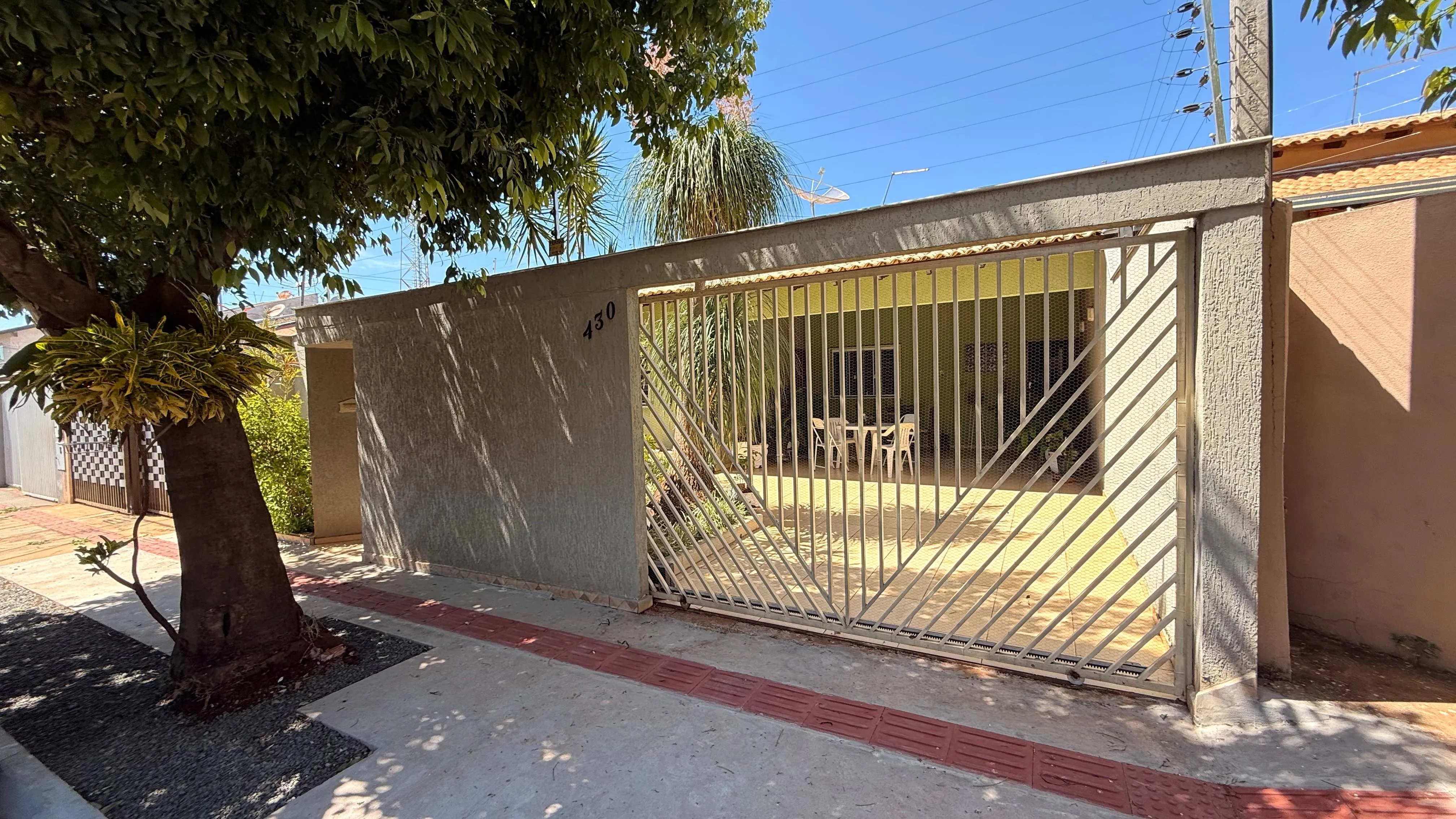 Imagens do imóveis CASA Á VENDA NO JARDIM TARUMÃ