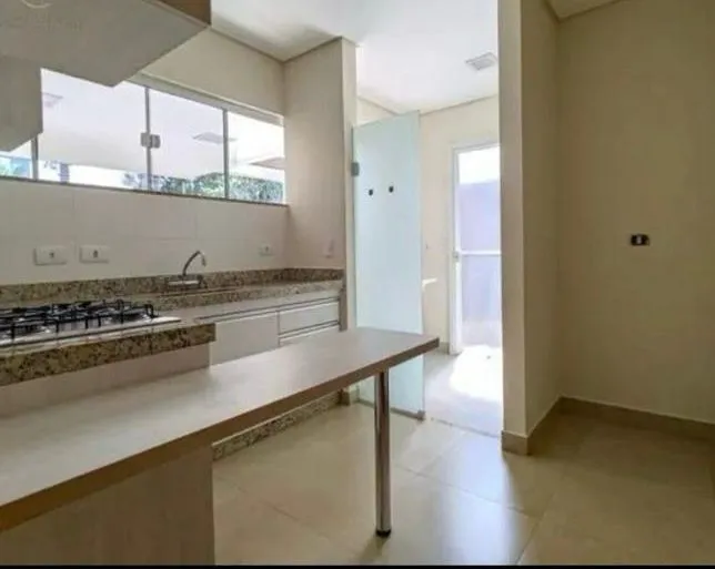 Imagens do imóveis Casa no Condomínio Royal Maison