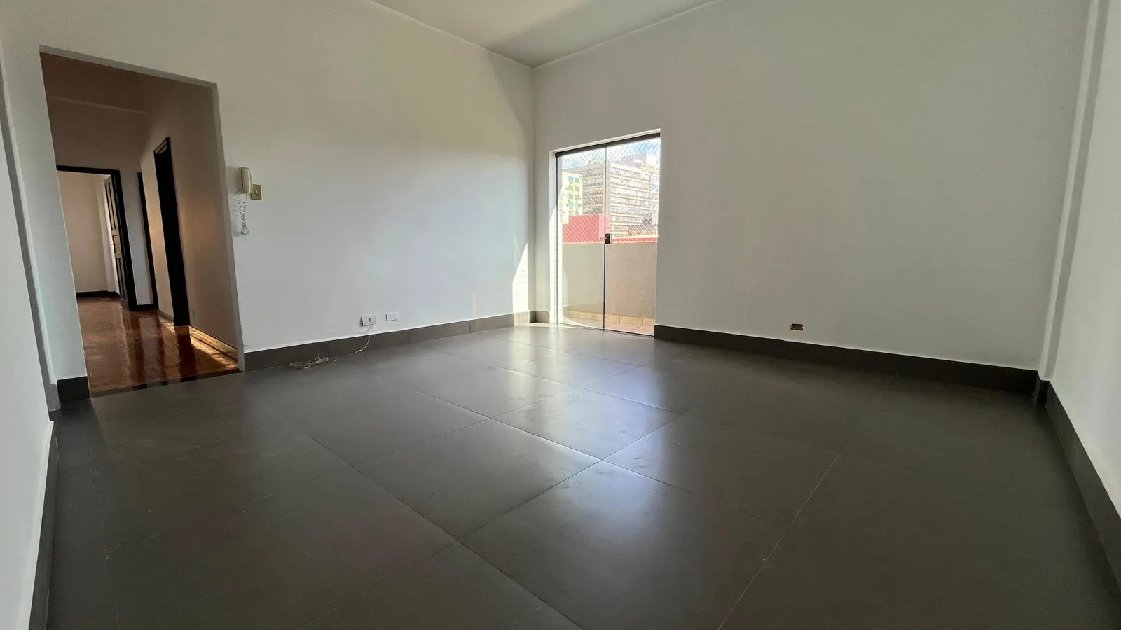Imagens do imóveis Condomínio Edifício Tókio