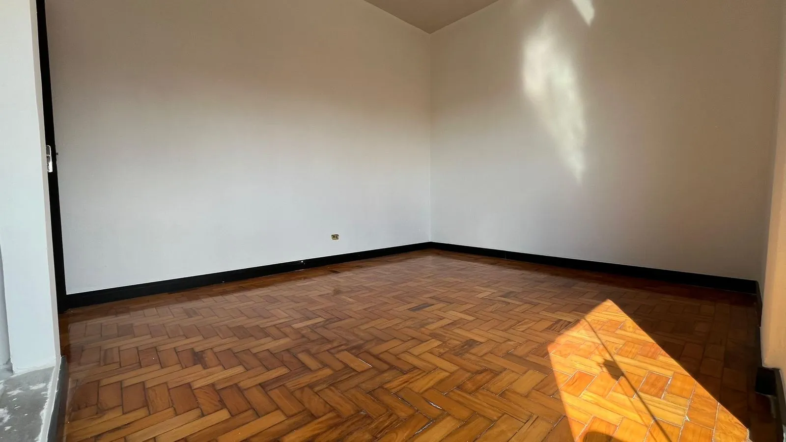 Imagens do imóveis Condomínio Edifício Tókio