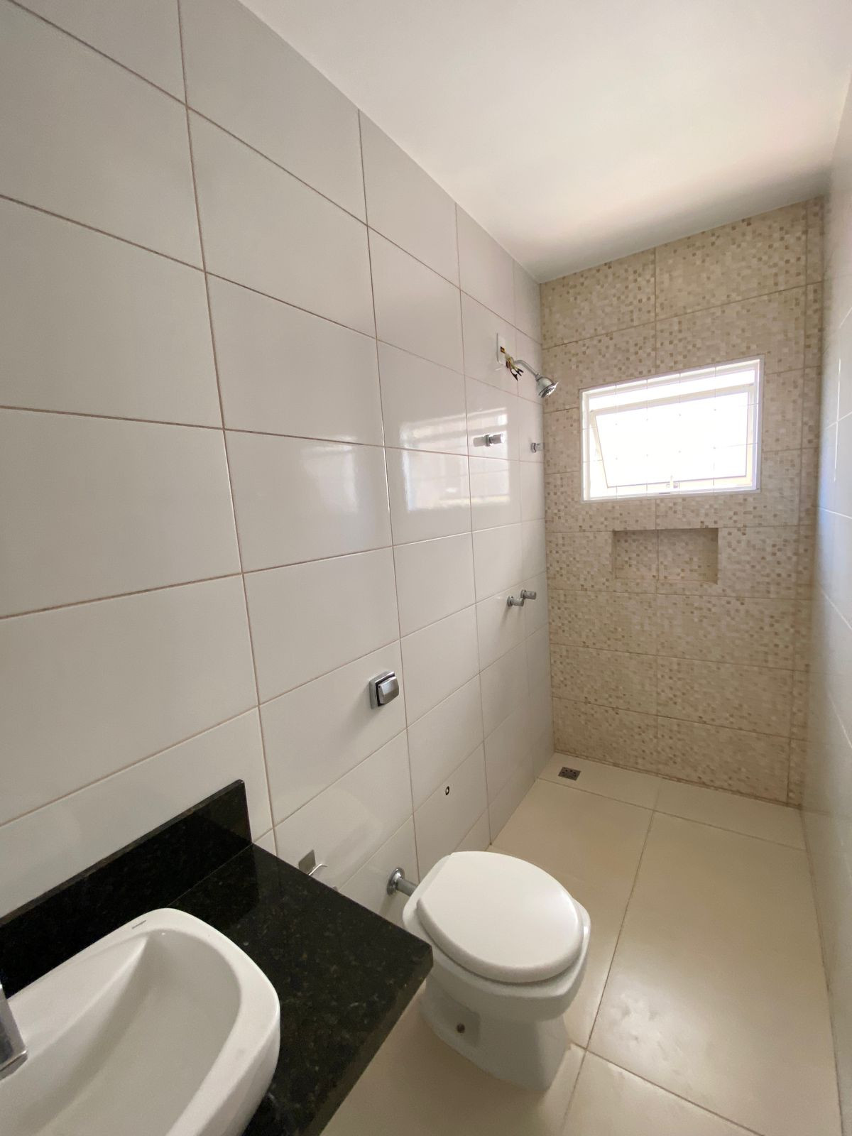 Imagens do imóveis Casa na Rua Serra Velha, 100