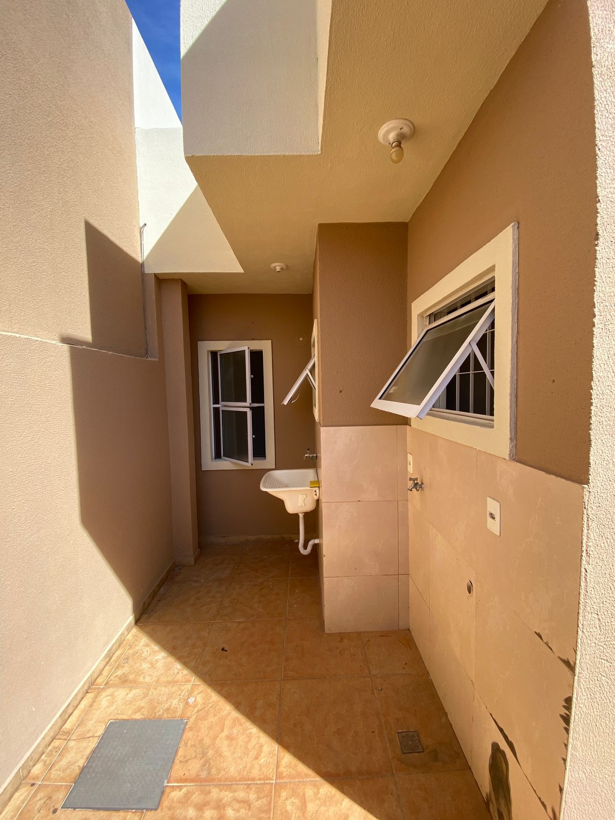 Imagens do imóveis Casa na Rua Serra Velha, 100