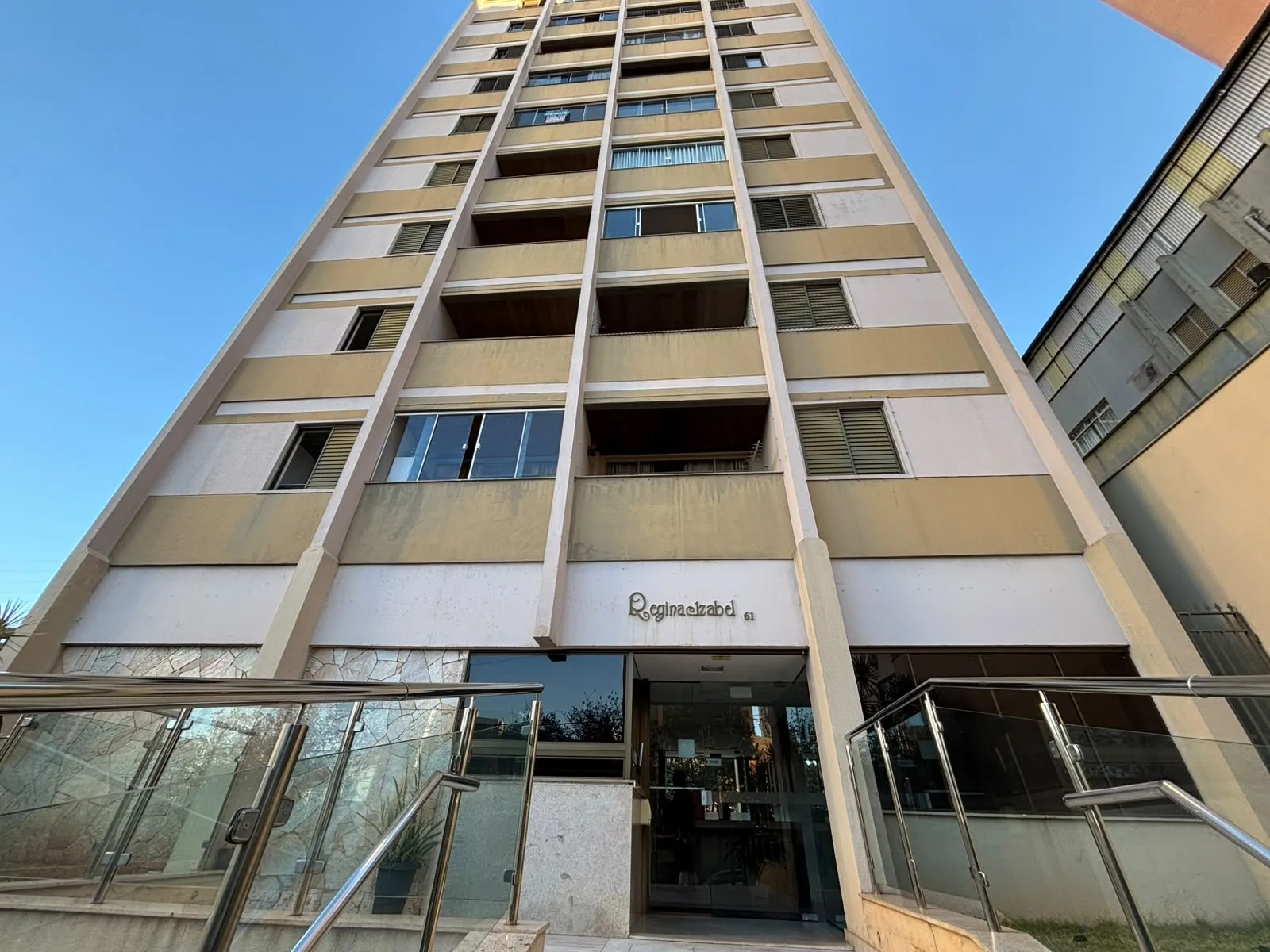 Imagens do imóveis Condomínio Edifício Regina Izabel