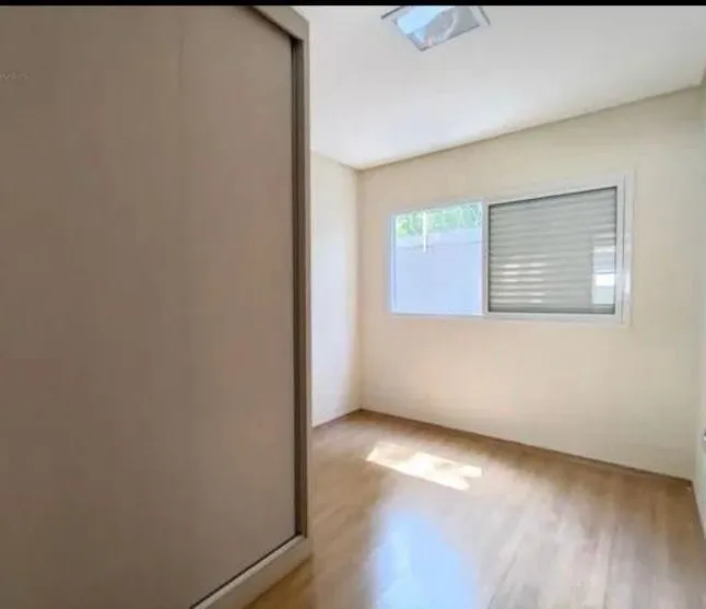 Imagens do imóveis Casa no Condomínio Royal Maison