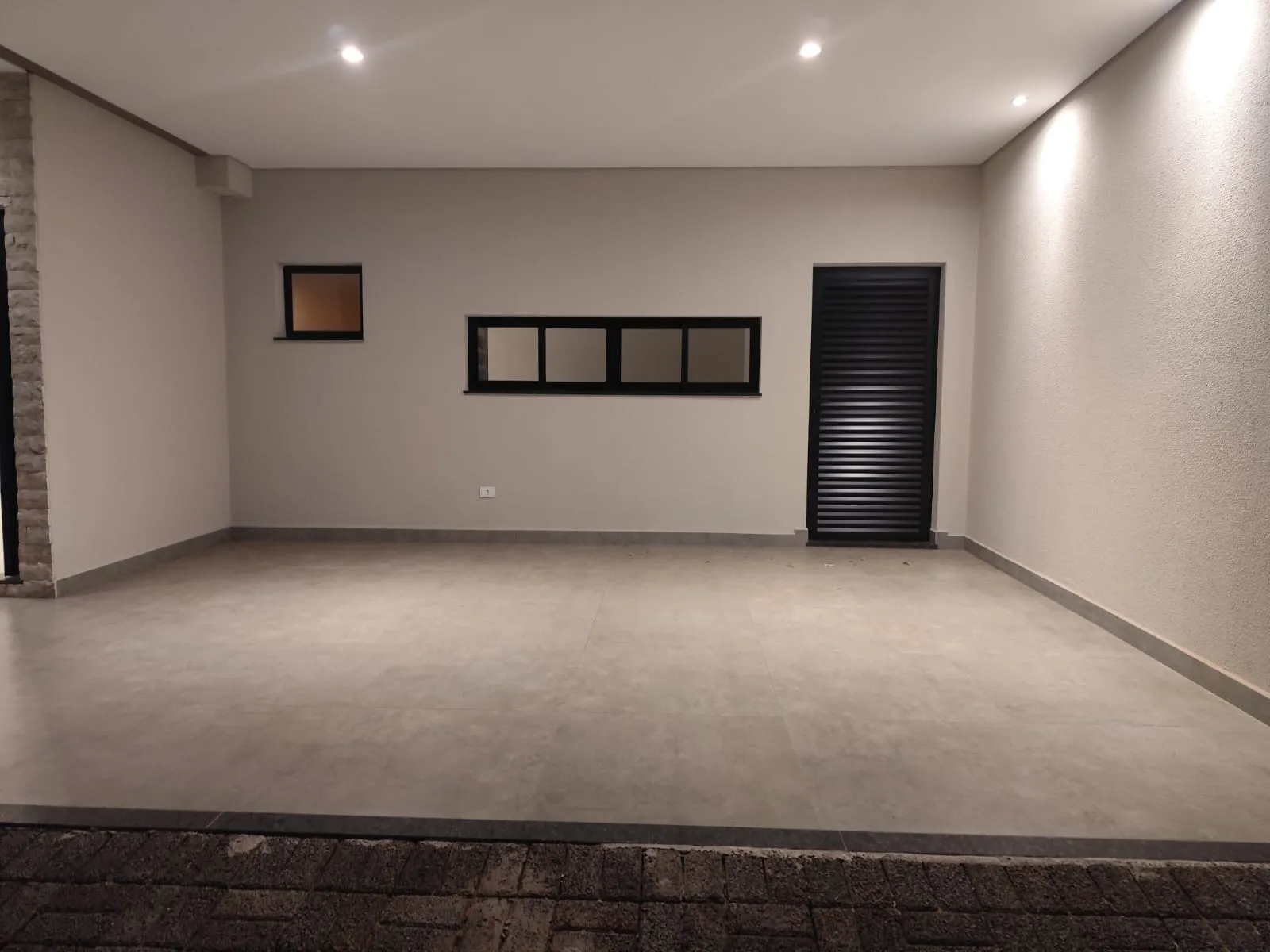 Imagens do imóveis CASA NOVA À VENDA NO CHAMONIX