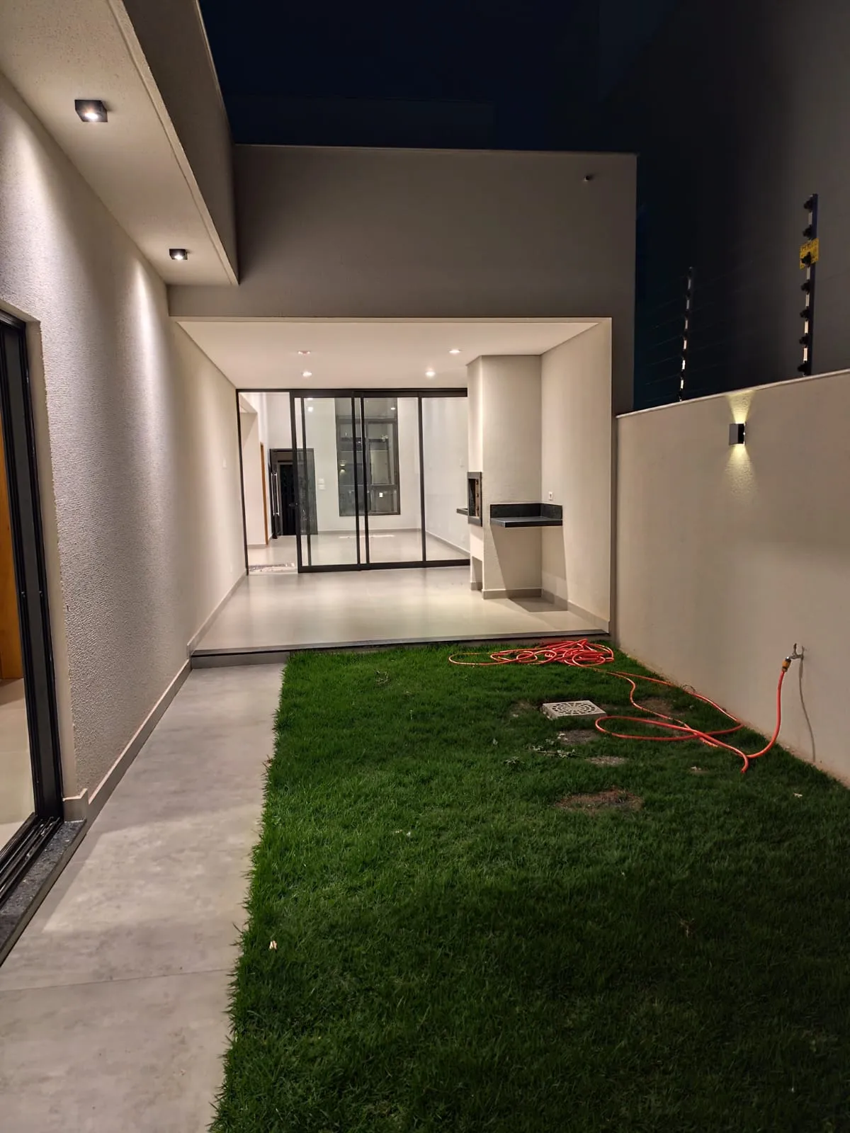 Imagens do imóveis CASA NOVA À VENDA NO CHAMONIX