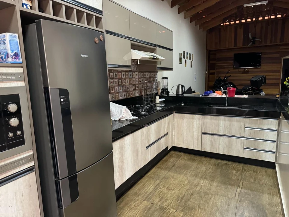 Imagens do imóveis CASA JD SHANGRI-LA