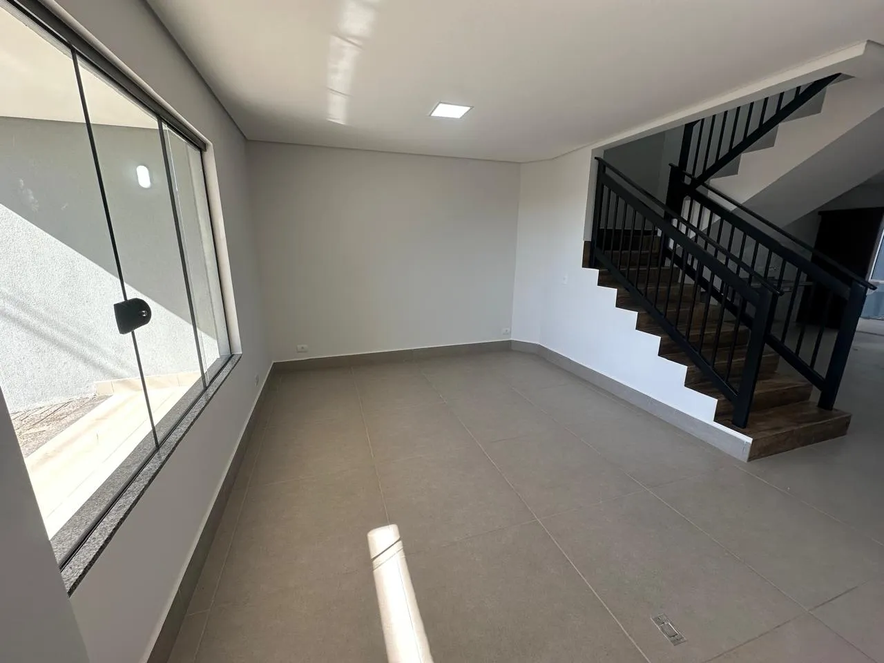 Imagens do imóveis CASA A VENDA JARDIM PIONEIROS