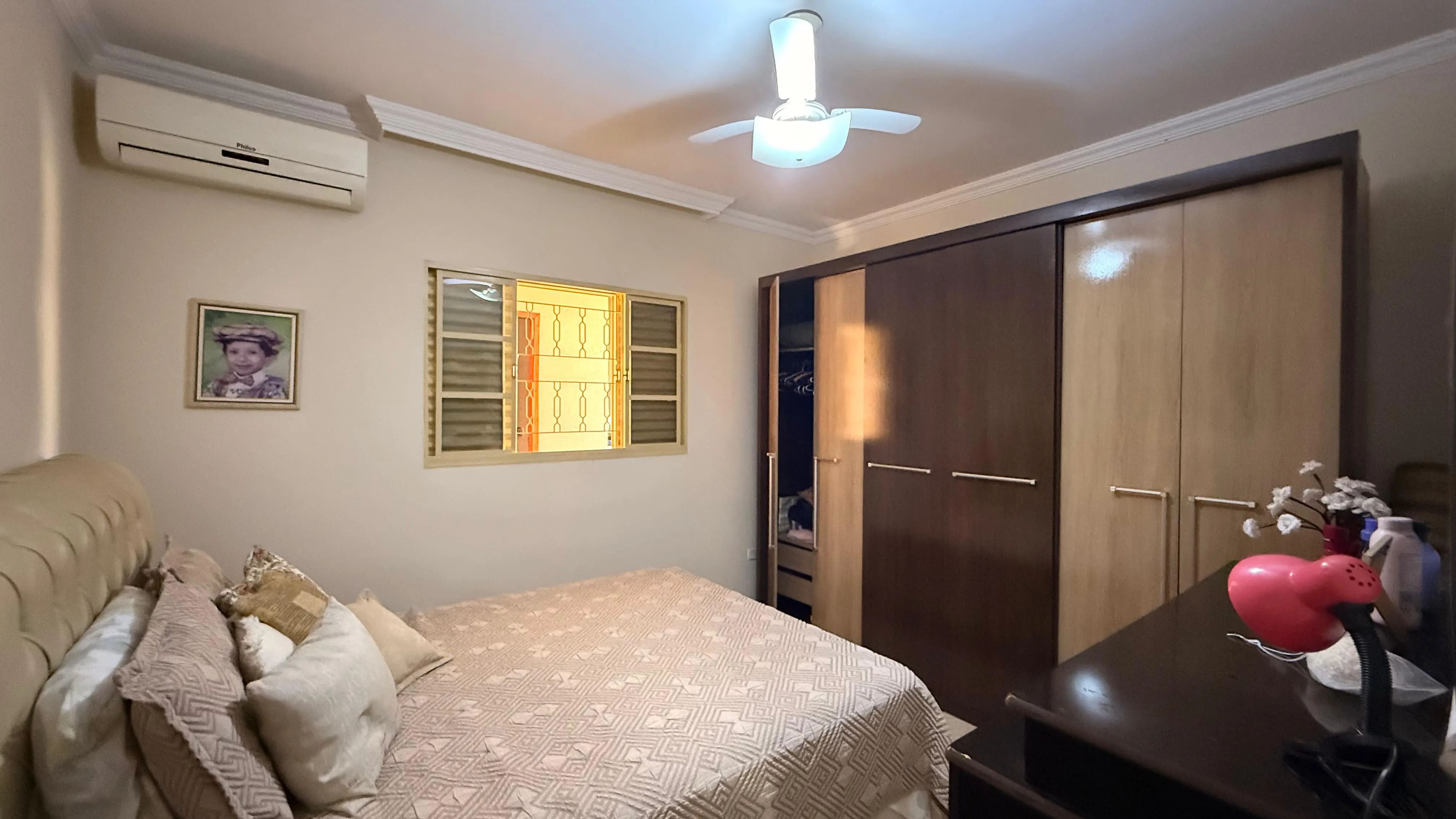 Imagens do imóveis CASA Á VENDA NO JARDIM TARUMÃ