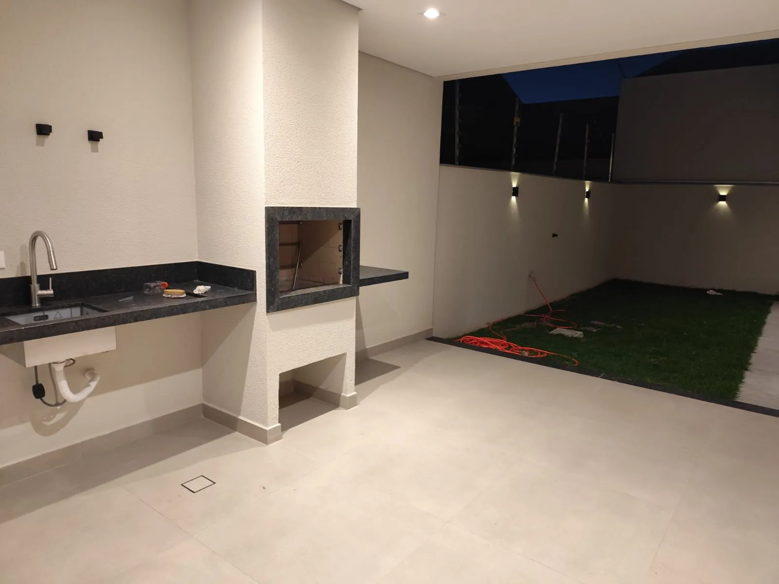 Imagens do imóveis CASA NOVA À VENDA NO CHAMONIX