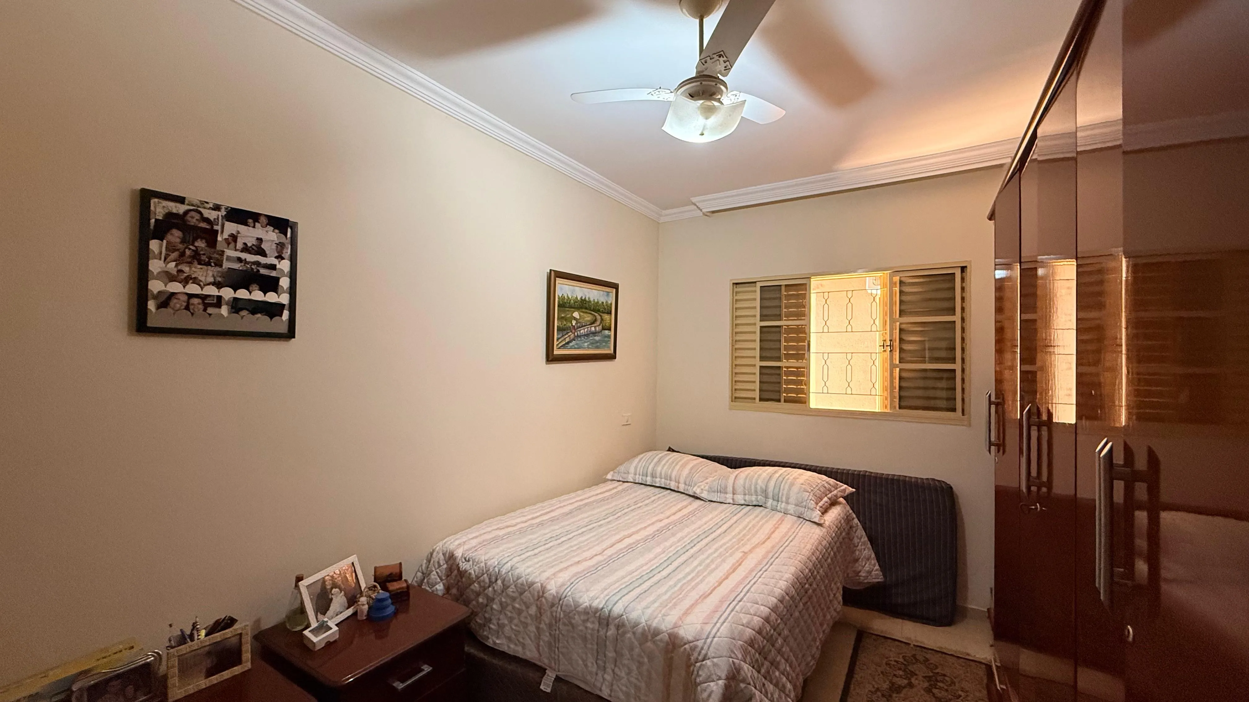 Imagens do imóveis CASA Á VENDA NO JARDIM TARUMÃ
