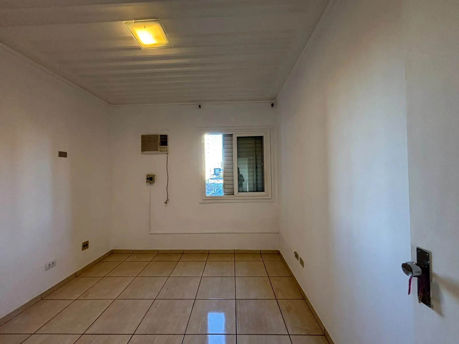 Imagens do imóveis Condomínio Edifício Regina Izabel