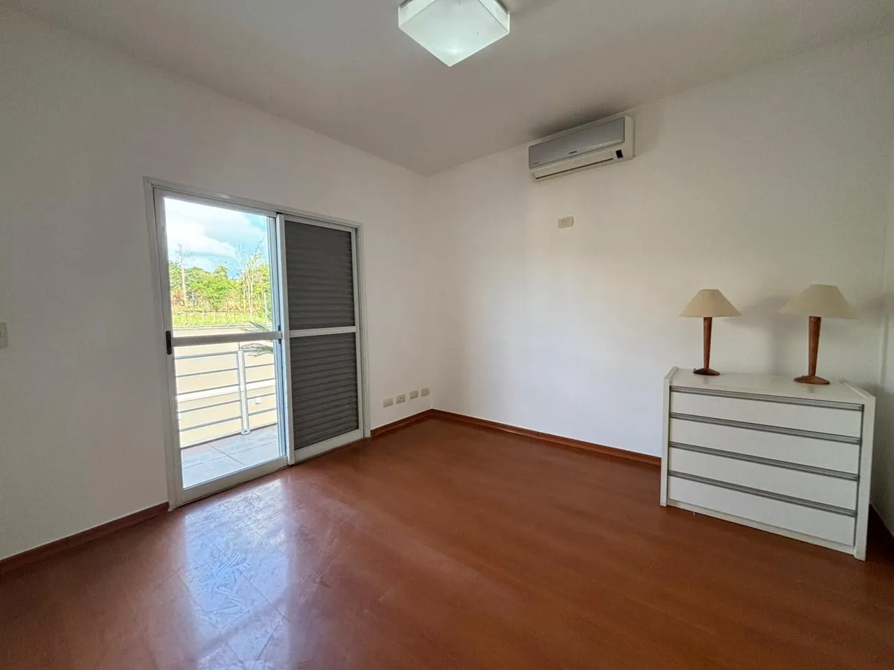 Imagens do imóveis Casa no Condomínio Village Premium