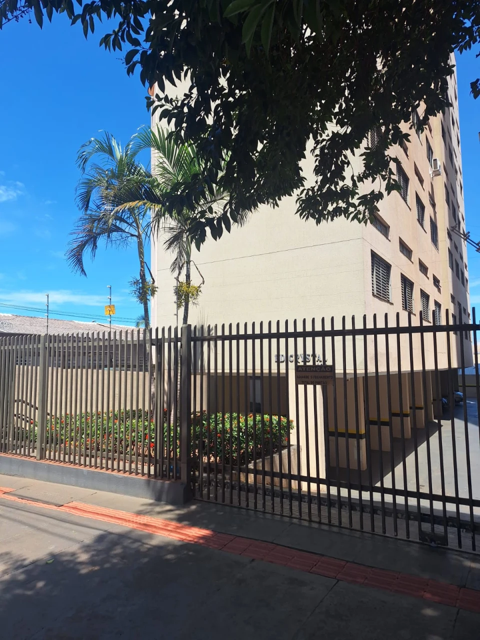 Imagens do imóveis Condominio Edificio Crystal