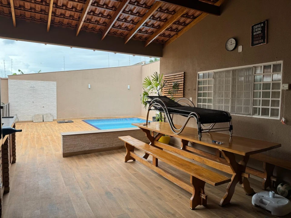 Imagens do imóveis CASA JD SHANGRI-LA