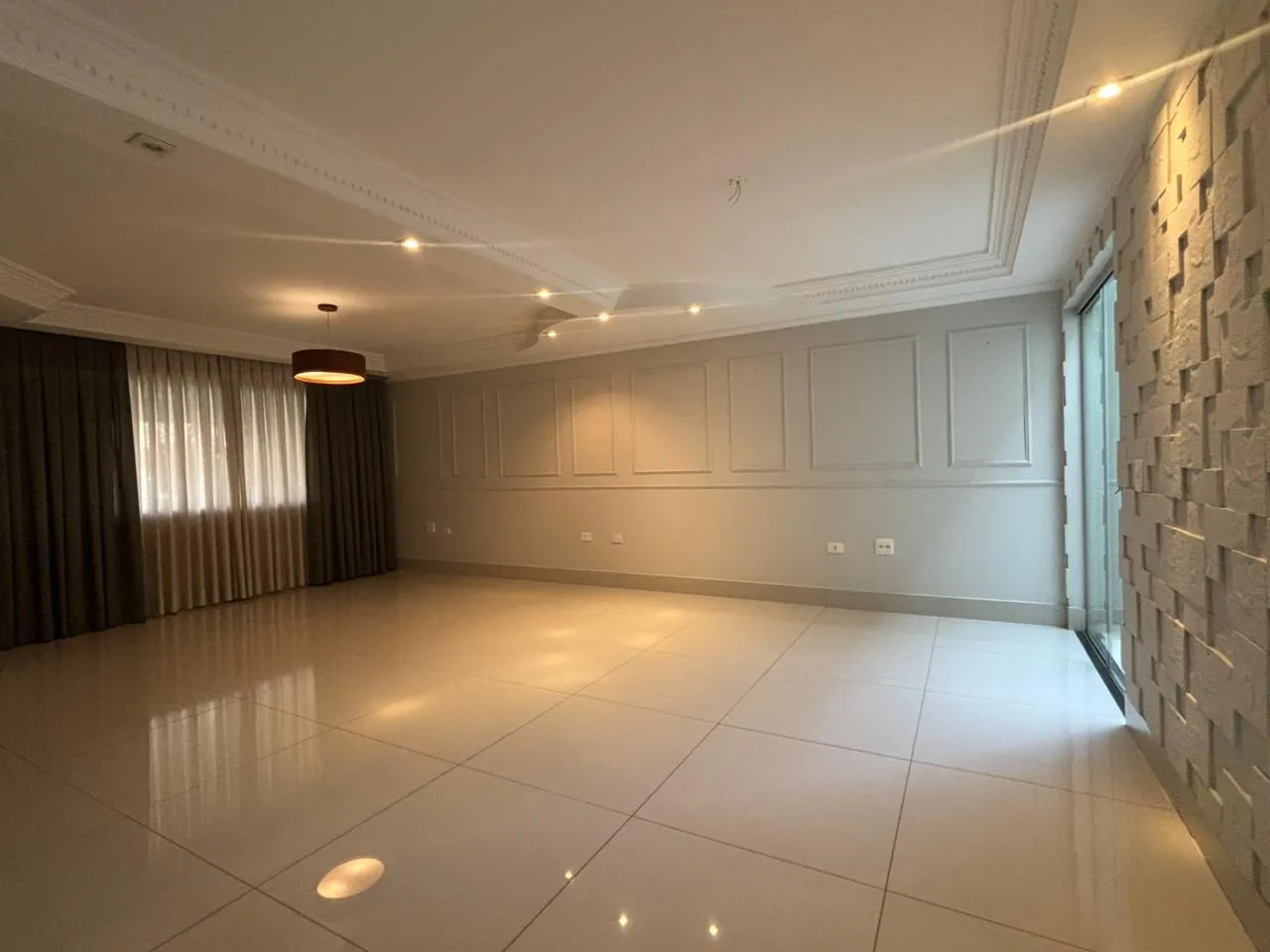 Imagens do imóveis Casa térrea