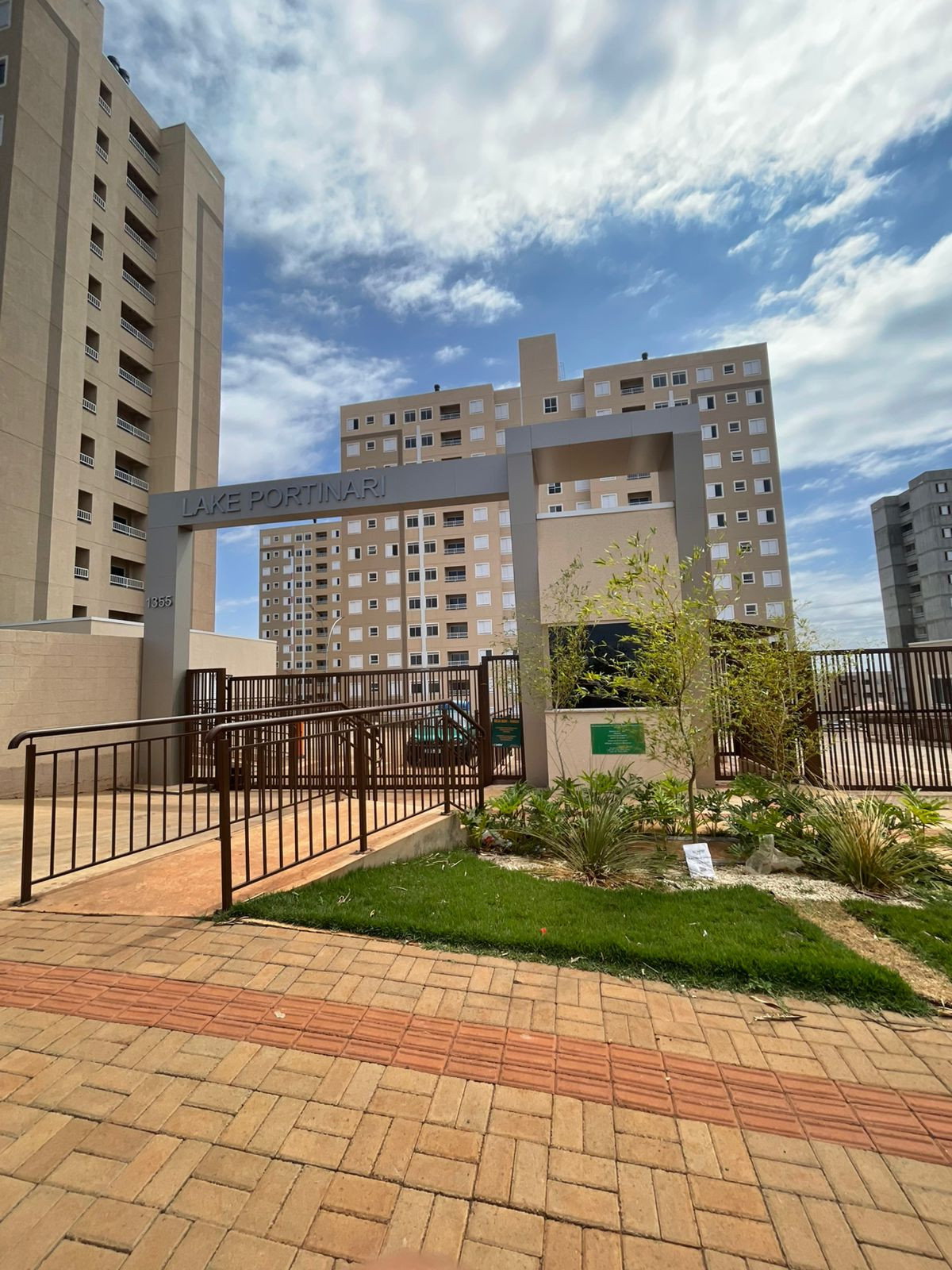 Apartamento - Jd Morumbi - Londrina - Res Lake Portinari