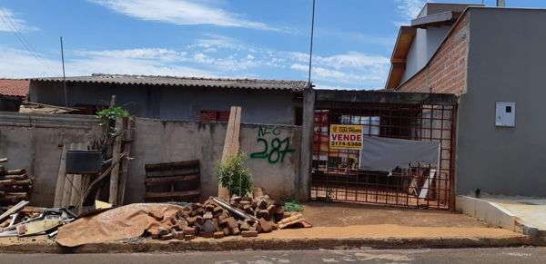 Casa Térrea  - Jardim Monte Alto